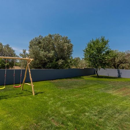 Villa Posidonia Near Pula With Sea View And Surrounded By Olive Trees Крница Екстер'єр фото